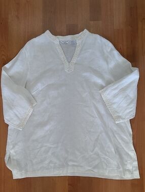 Richard Malcom 100% Irish Linen Top Size 2X Pullover White Sequines Resort Vacay